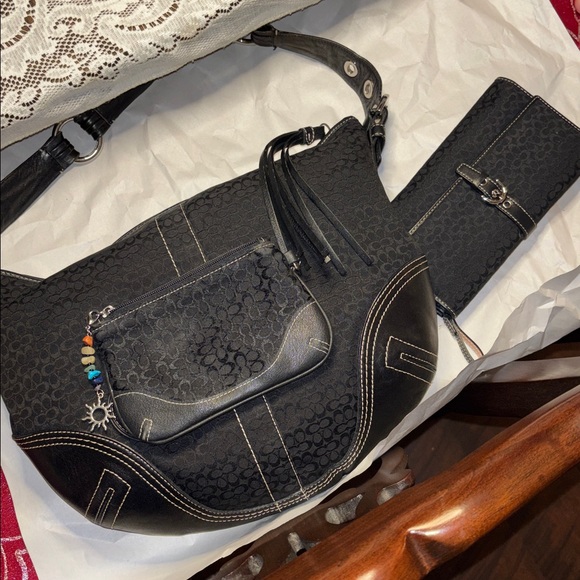 Coach Soho Y2K Black Jacquard Hobo Shoulder Trim Vintage collector quality - Picture 17 of 17